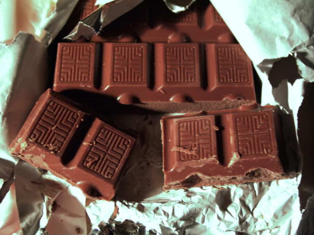 squares of dark chocolate