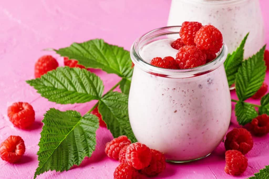 raspberry smoothie with fresh raspberries and greek yogurt